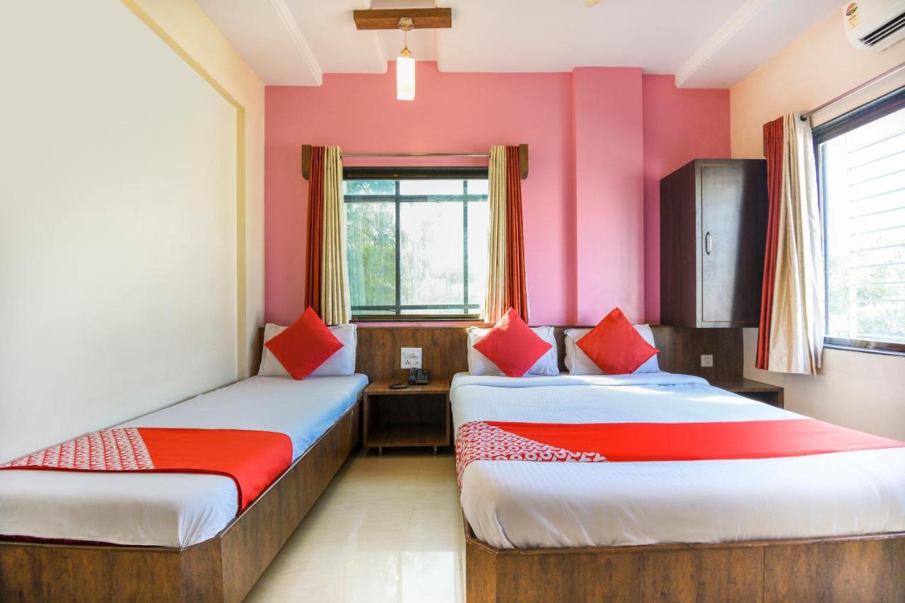 Sai Palkhi Hotel Shirdi Eksteriør billede