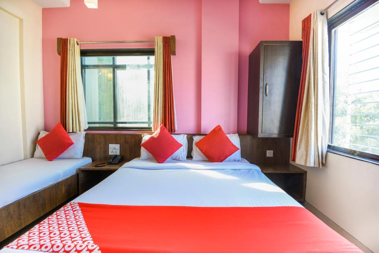 Sai Palkhi Hotel Shirdi Eksteriør billede